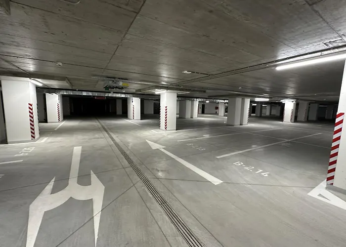 Modern & Minimalistic - Garage & Balcony Bratislava