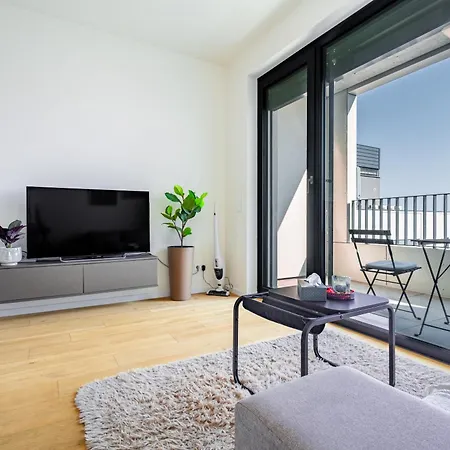 Modern & Minimalistic - Garage & Balcony * Bratislava